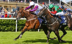 Laurens wins the May Hill Stakes at the Doncaster St Leger Festival 2017