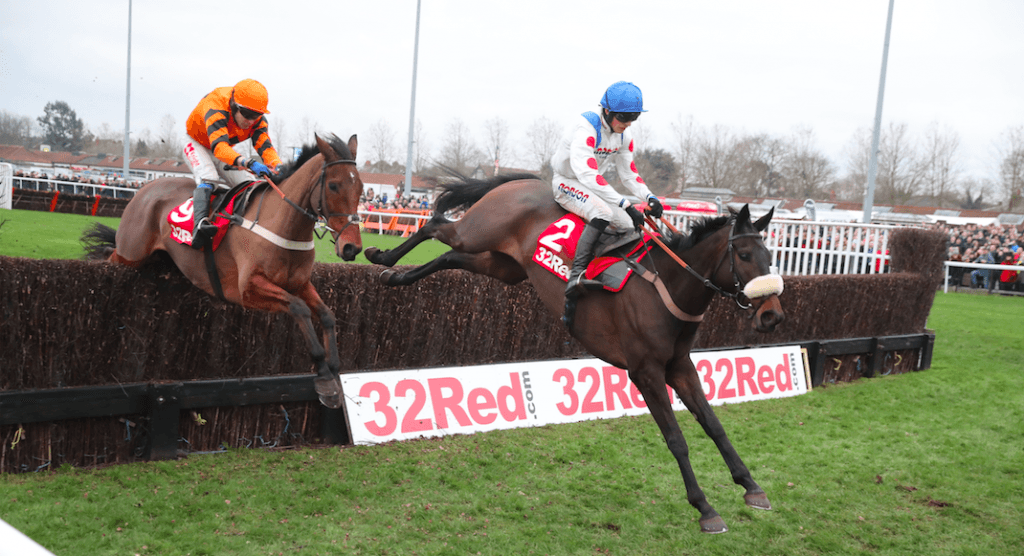 Clan Des Obeaux and Thistlecrack in the 2018 King George VI Chase at Kempton