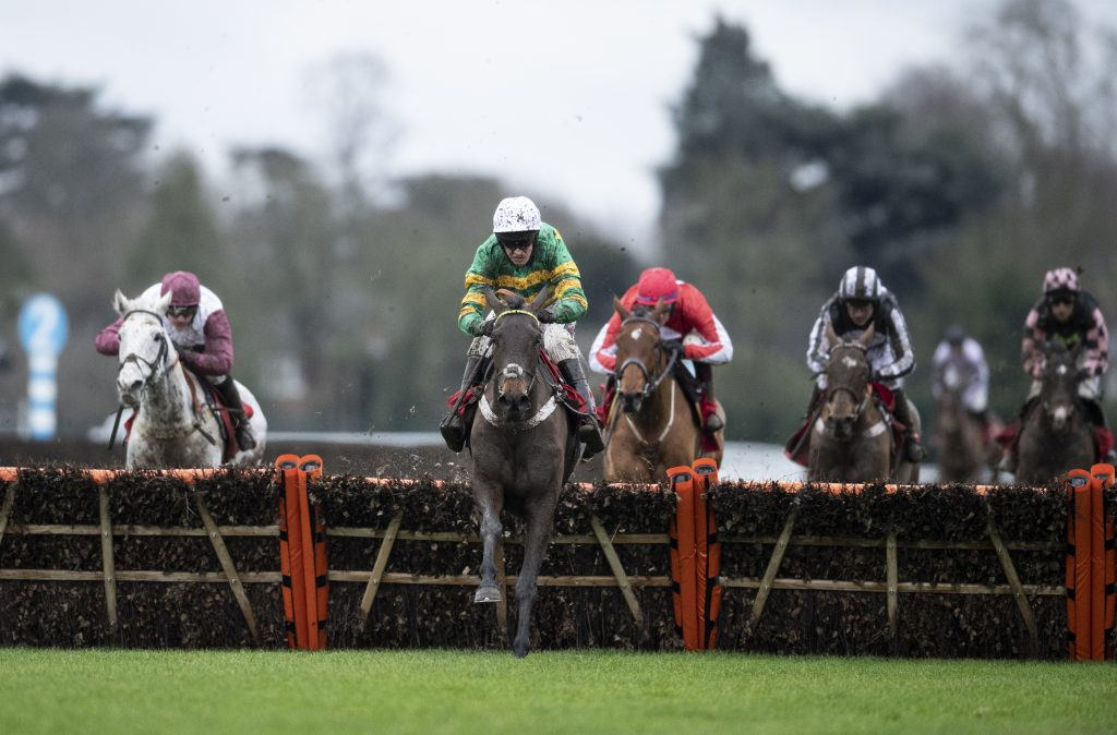 Epatante wins the Christmas Hurdle under Barry Geraghty